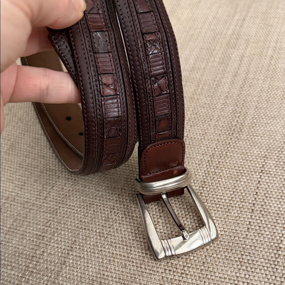 MEZLAN Crocodile Belt 1.25 Brown Exotic Leather Silver Buckle Western Dress Flaw